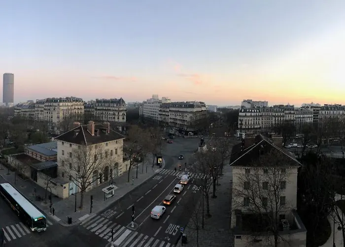 Du Lion Париж